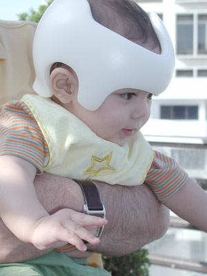 番外編 このヘルメットは何のため 赤ちゃんに英語で話しかけよ プロジェクト